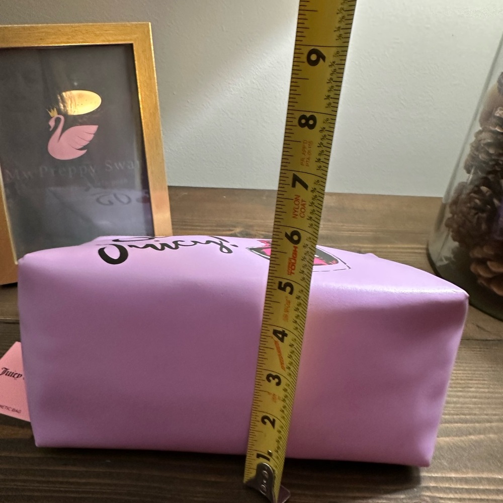 Juicy Couture Lilac Cosmetic Bag with metallic rainbow colored zipper. NWT - Picture 9 of 12